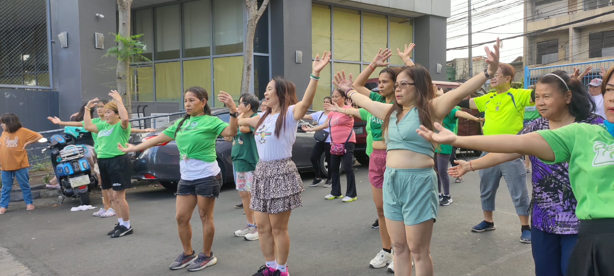 Zumba at Kapihan para sa Poblacion