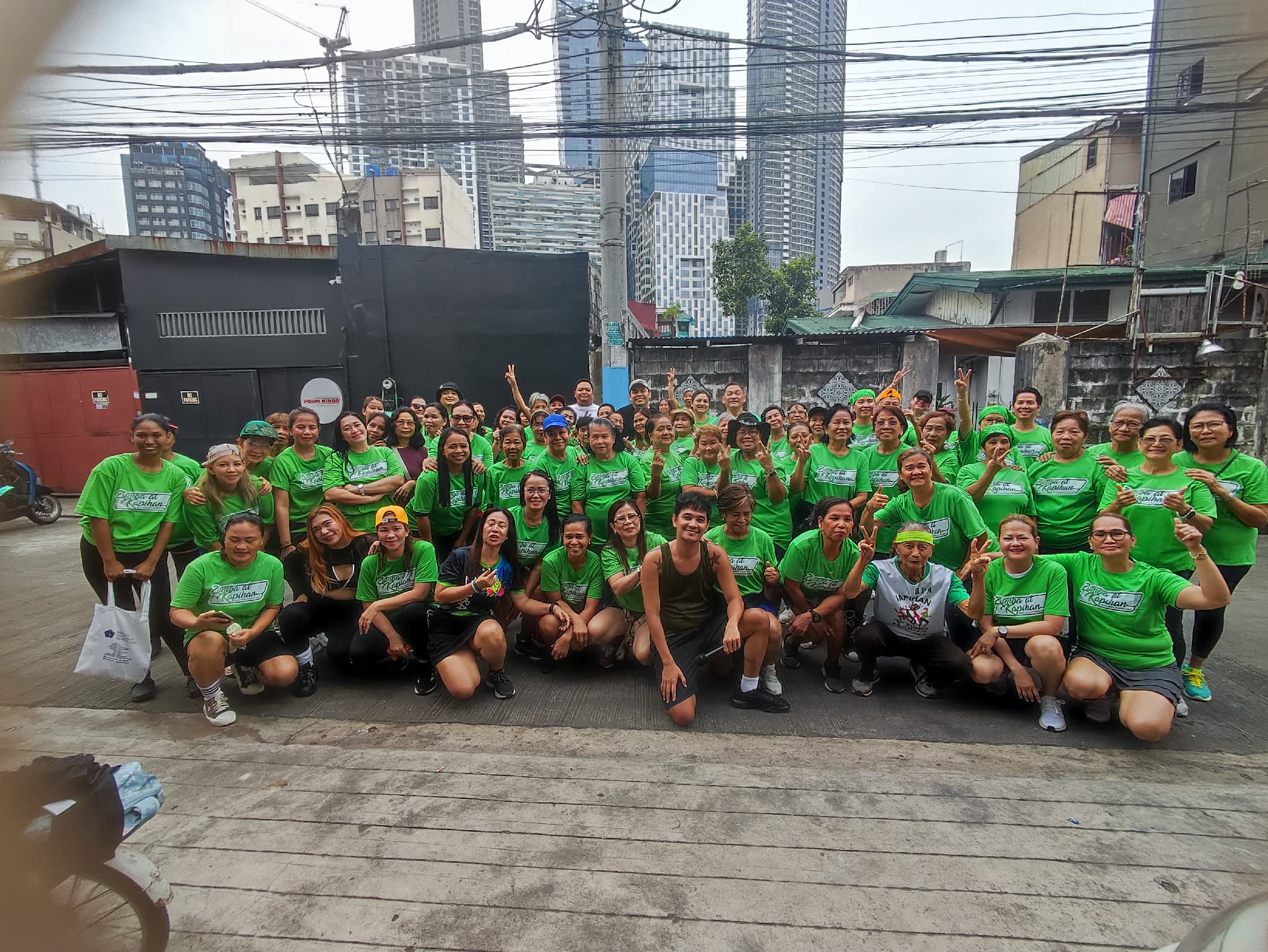Zumba at Kapihan para sa Poblacion